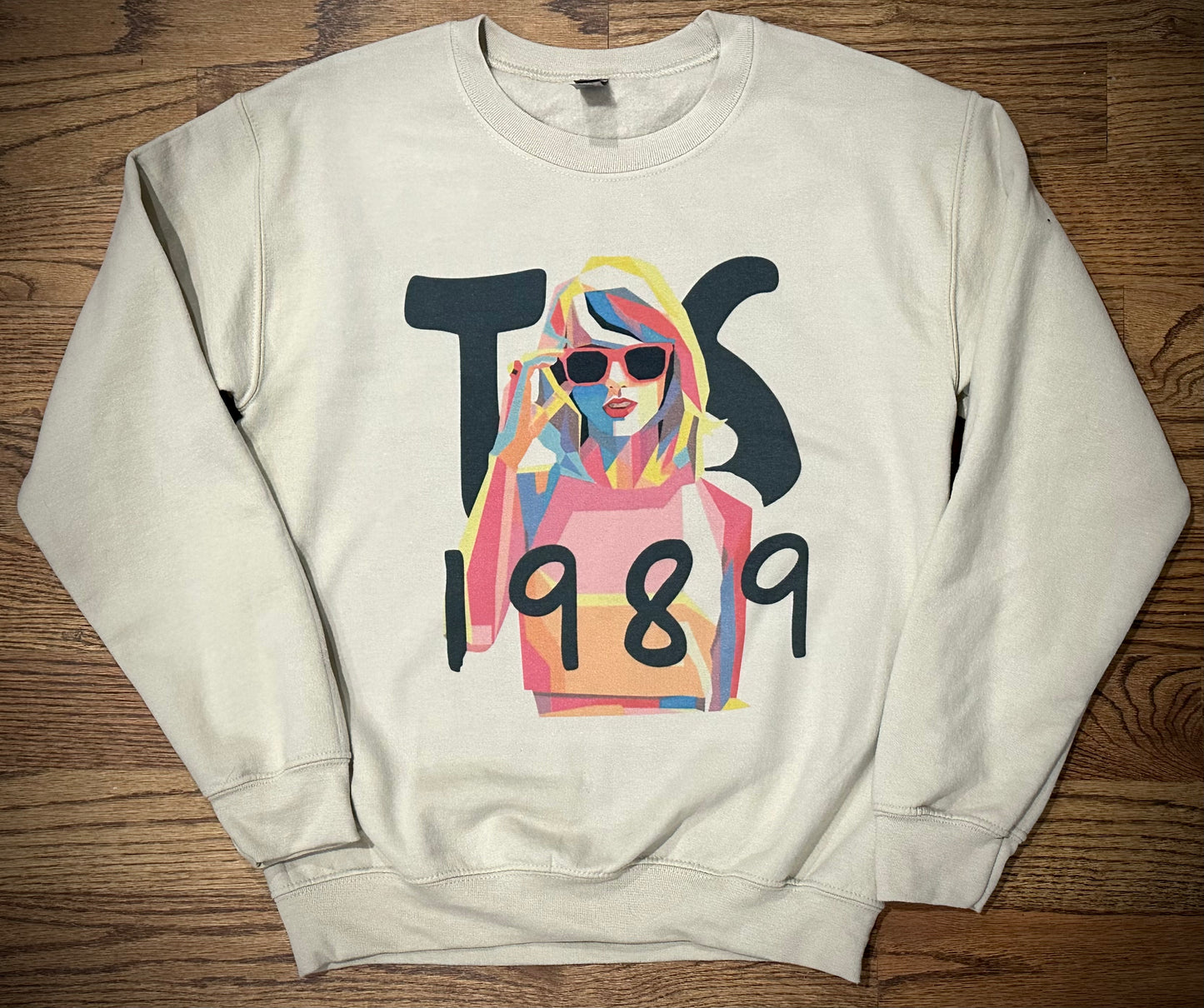 TS 1989 sweatshirt