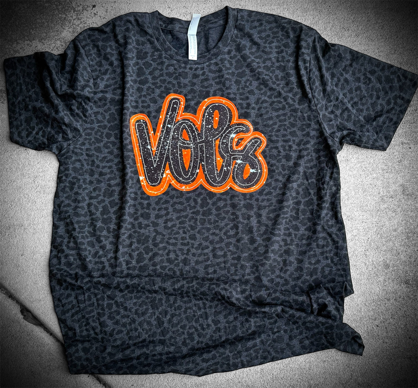 Leopard print vols tee shirt