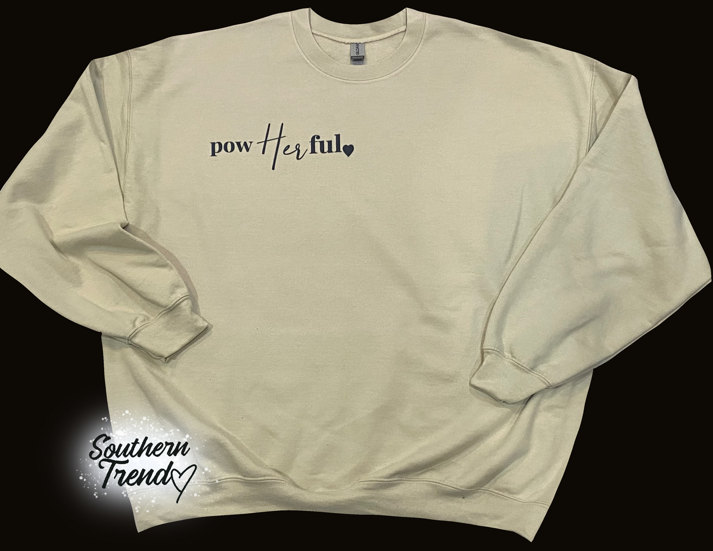 Cream powHerful crewneck