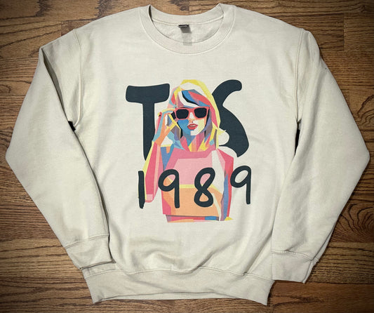 TS 1989 sweatshirt